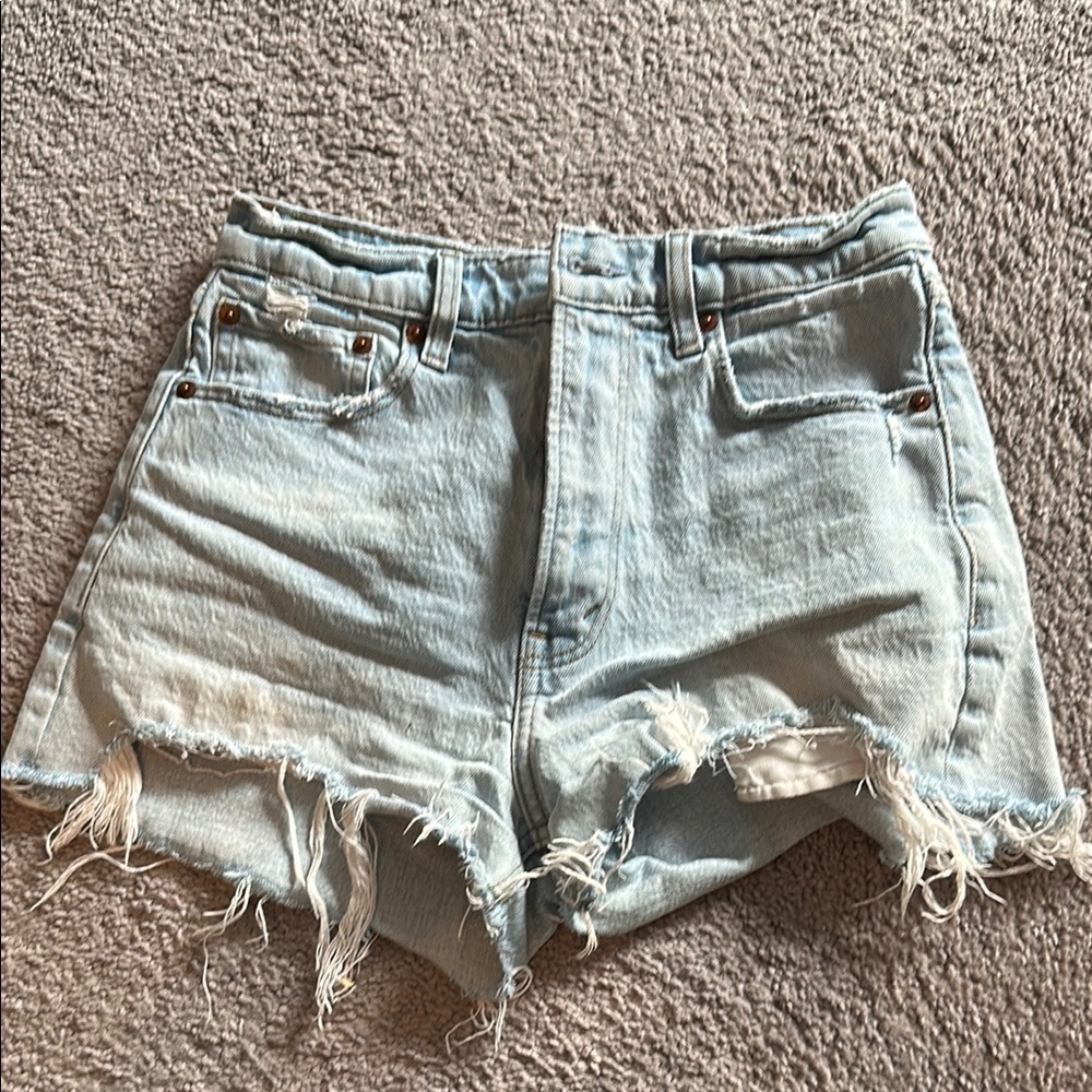 25 ABERCROMBIE high rise mom
Short